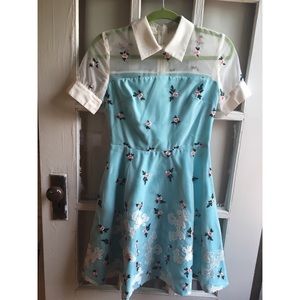 Pretty Vintage Style Dress